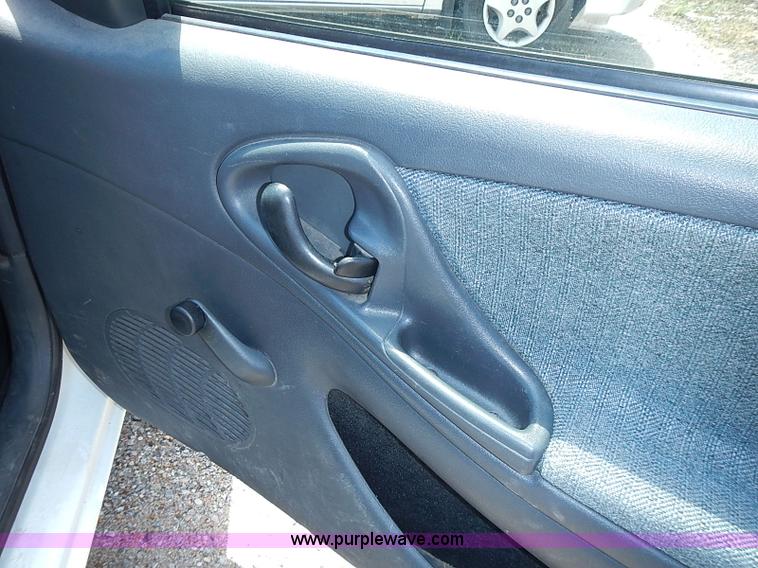 image for item I3538 2002 Chevrolet Cavalier