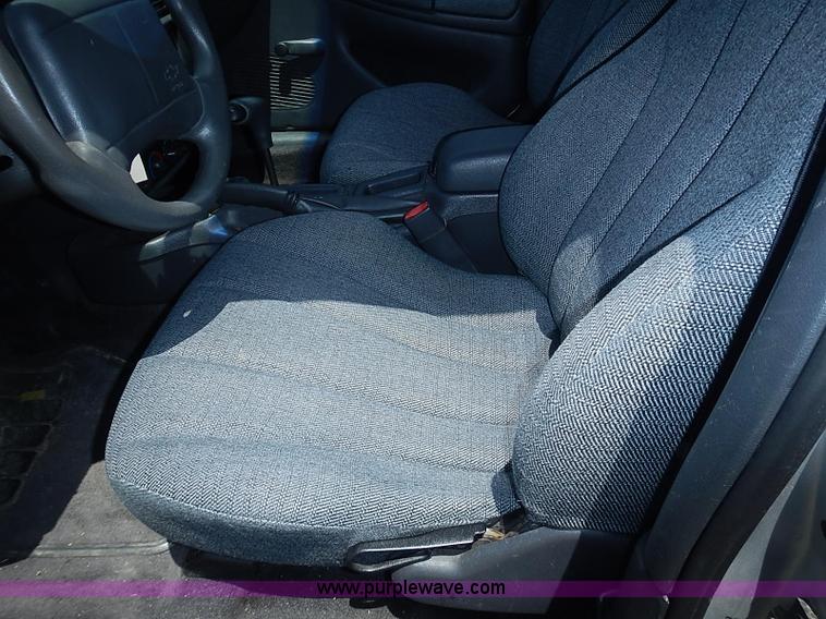 image for item I3539 2002 Chevrolet Cavalier