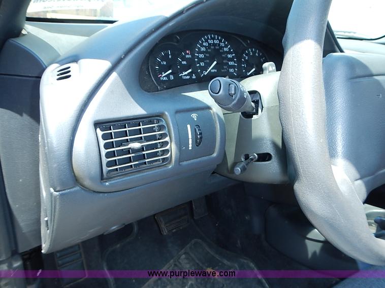 image for item I3539 2002 Chevrolet Cavalier