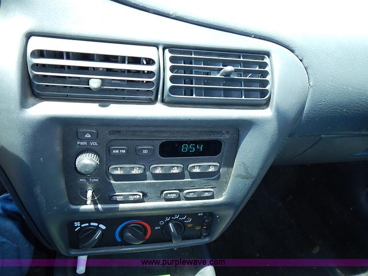 image for item I3539 2002 Chevrolet Cavalier