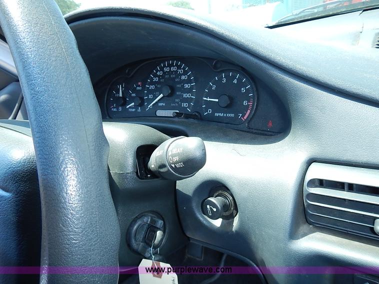 image for item I3539 2002 Chevrolet Cavalier