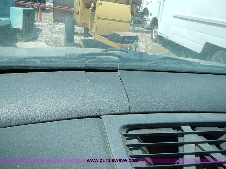 image for item I3539 2002 Chevrolet Cavalier