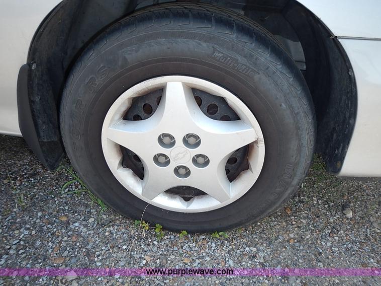 image for item I3539 2002 Chevrolet Cavalier