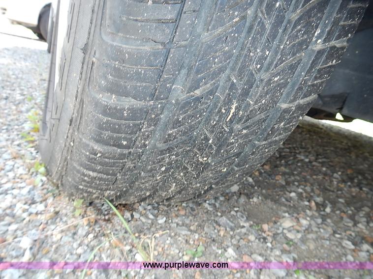 image for item I3539 2002 Chevrolet Cavalier