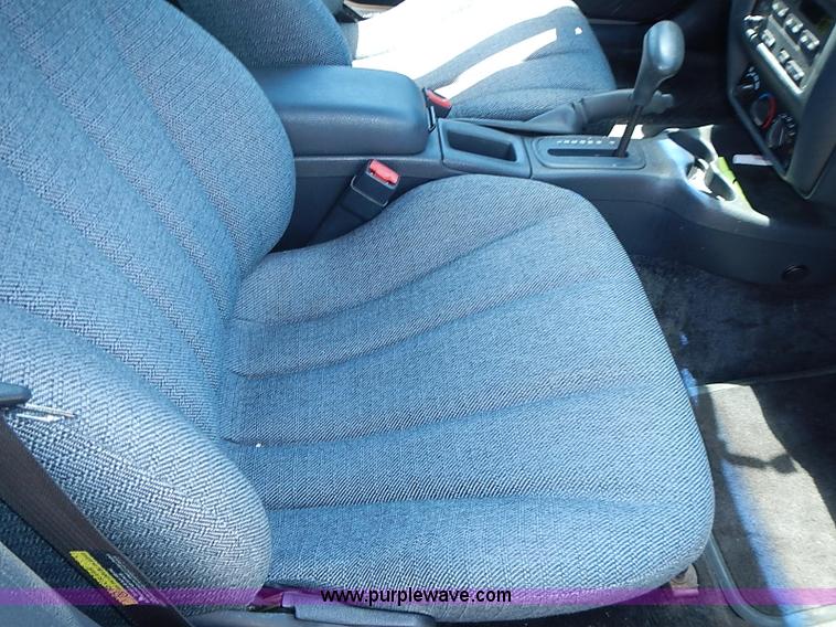 image for item I3539 2002 Chevrolet Cavalier