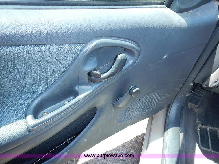 image for item I3540 2002 Chevrolet Cavalier