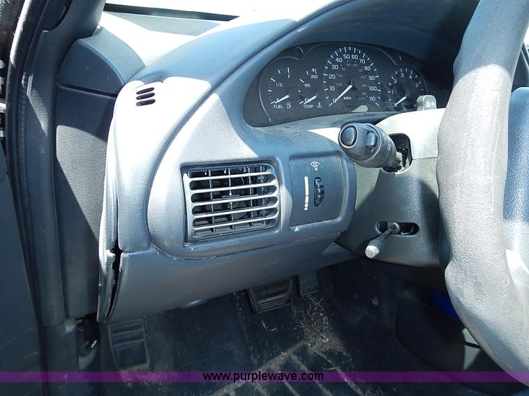 image for item I3540 2002 Chevrolet Cavalier