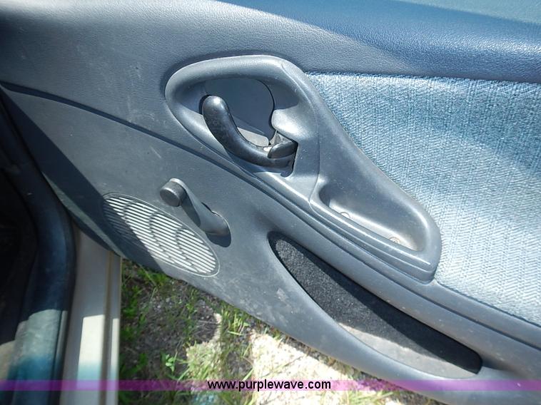 image for item I3540 2002 Chevrolet Cavalier