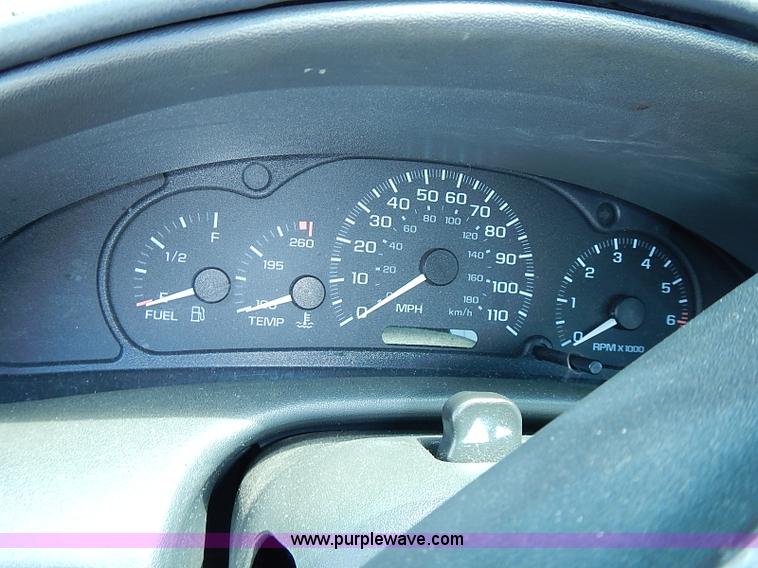 image for item I3541 2002 Chevrolet Cavalier