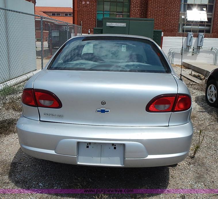 image for item I3542 2002 Chevrolet Cavalier