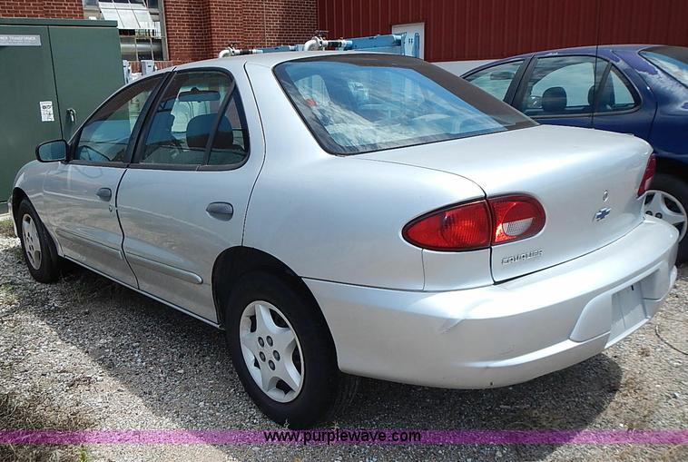 image for item I3542 2002 Chevrolet Cavalier