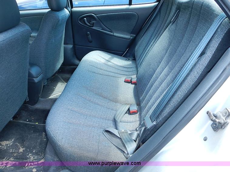 image for item I3542 2002 Chevrolet Cavalier