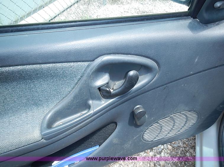 image for item I3542 2002 Chevrolet Cavalier