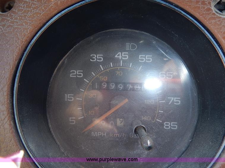 image for item I3544 1991 Chevrolet G30 bus