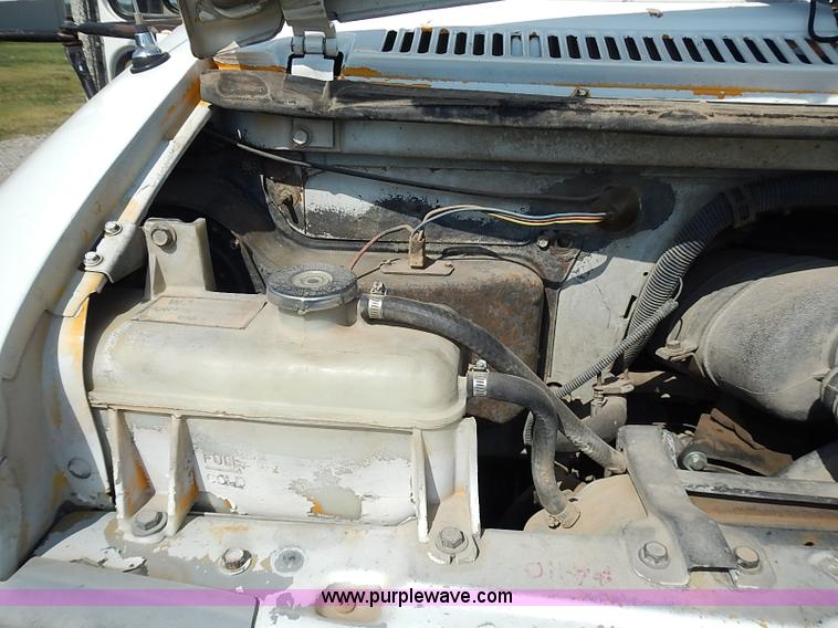 image for item I3544 1991 Chevrolet G30 bus