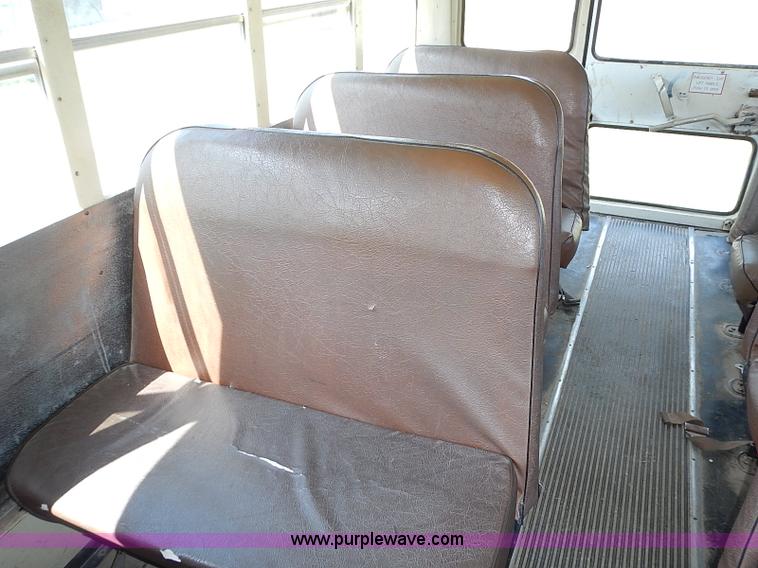 image for item I3544 1991 Chevrolet G30 bus