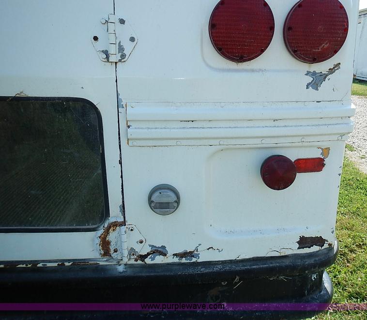 image for item I3544 1991 Chevrolet G30 bus