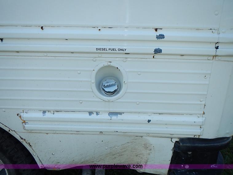 image for item I3544 1991 Chevrolet G30 bus
