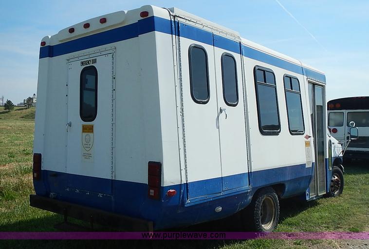 image for item I3545 1997 Ford Econoline E350 bus