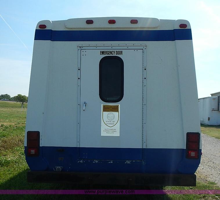 image for item I3545 1997 Ford Econoline E350 bus