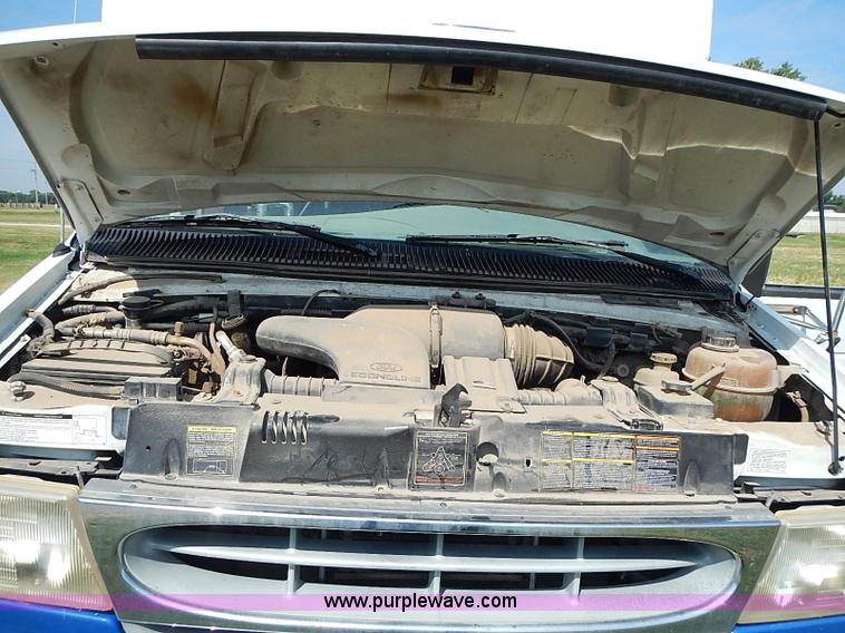 image for item I3545 1997 Ford Econoline E350 bus