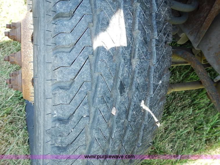 image for item I3545 1997 Ford Econoline E350 bus