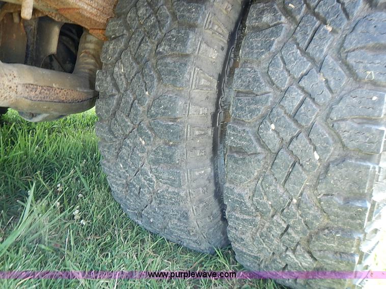 image for item I3545 1997 Ford Econoline E350 bus