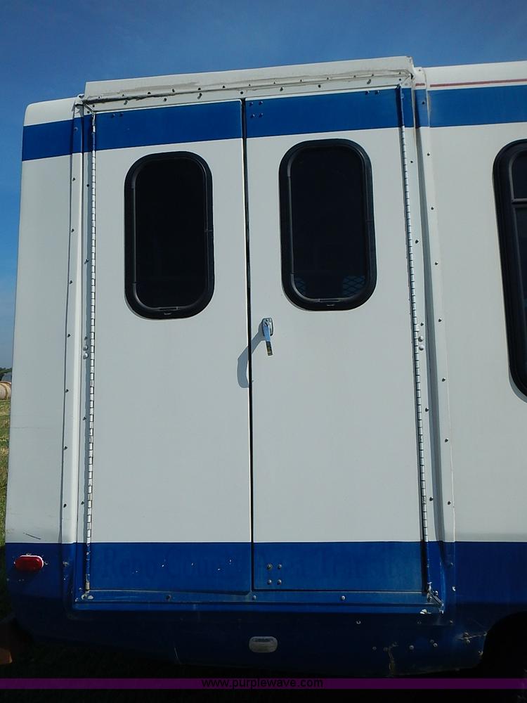 image for item I3545 1997 Ford Econoline E350 bus