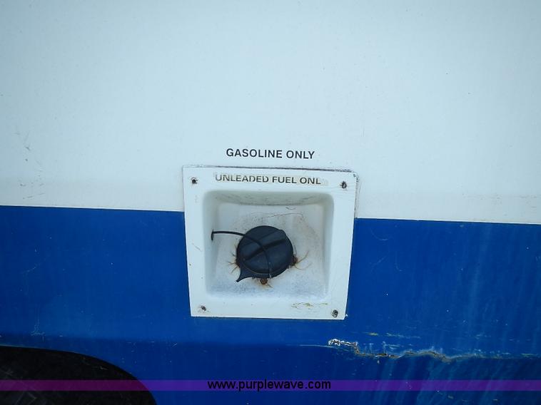 image for item I3545 1997 Ford Econoline E350 bus