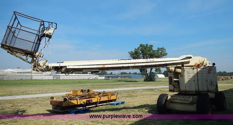 image for item I3547 1985 JLG 60HTR boom lift