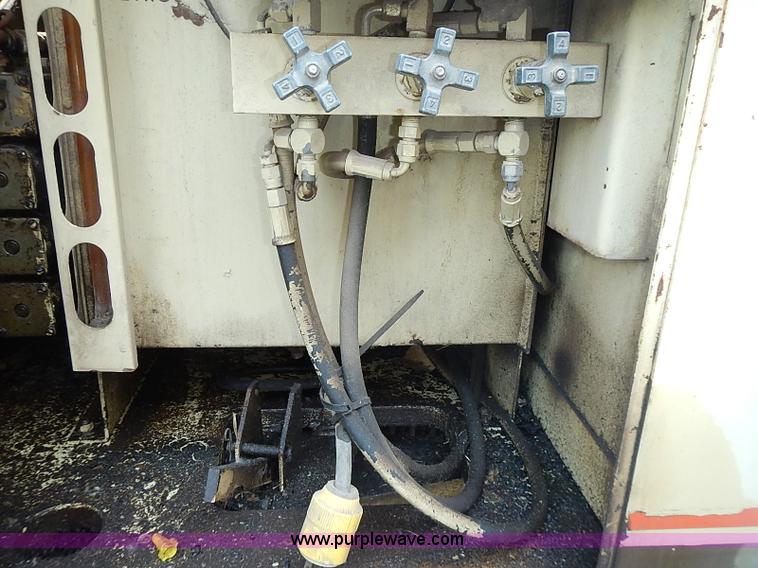 image for item I3547 1985 JLG 60HTR boom lift