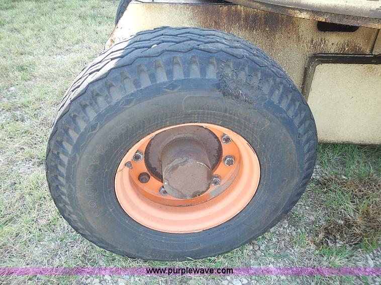 image for item I3547 1985 JLG 60HTR boom lift