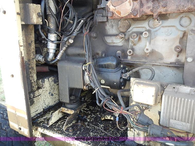 image for item I3547 1985 JLG 60HTR boom lift