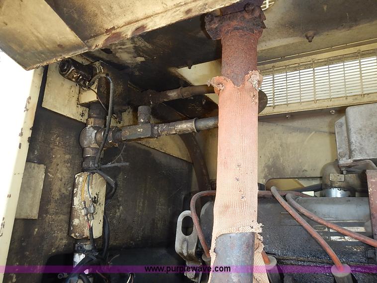 image for item I3547 1985 JLG 60HTR boom lift