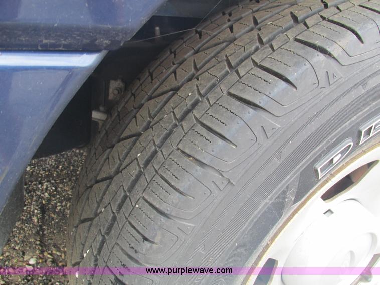 image for item I4133 2009 Ford Expedition XLT SUV