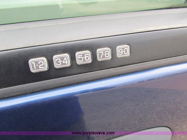 image for item I4133 2009 Ford Expedition XLT SUV