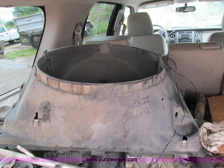 image for item I4133 2009 Ford Expedition XLT SUV