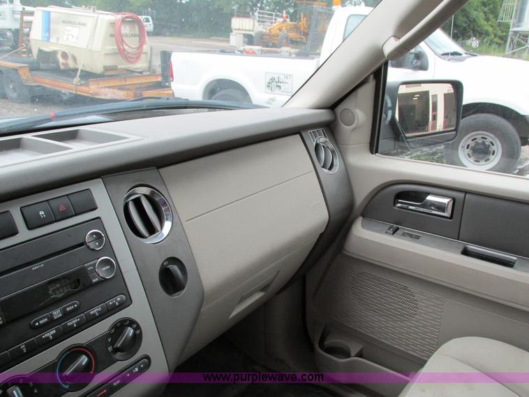 image for item I4133 2009 Ford Expedition XLT SUV