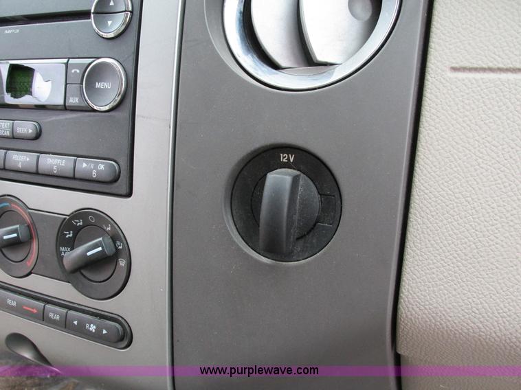 image for item I4133 2009 Ford Expedition XLT SUV