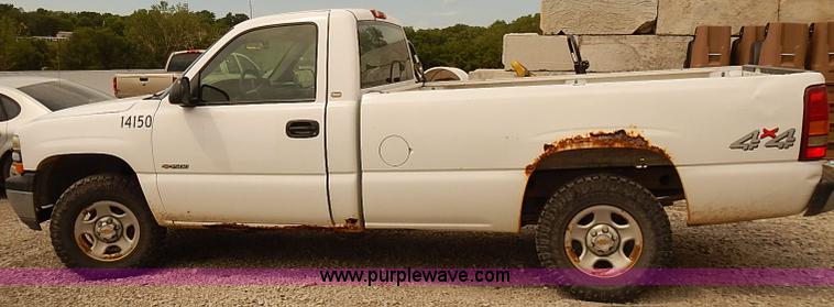 image for item I5491 1999 Chevrolet Silverado 1500 pickup truck