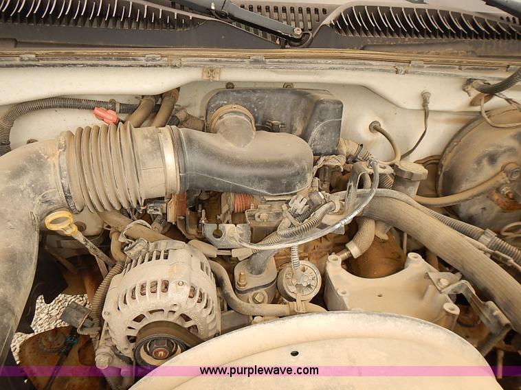 image for item I5491 1999 Chevrolet Silverado 1500 pickup truck