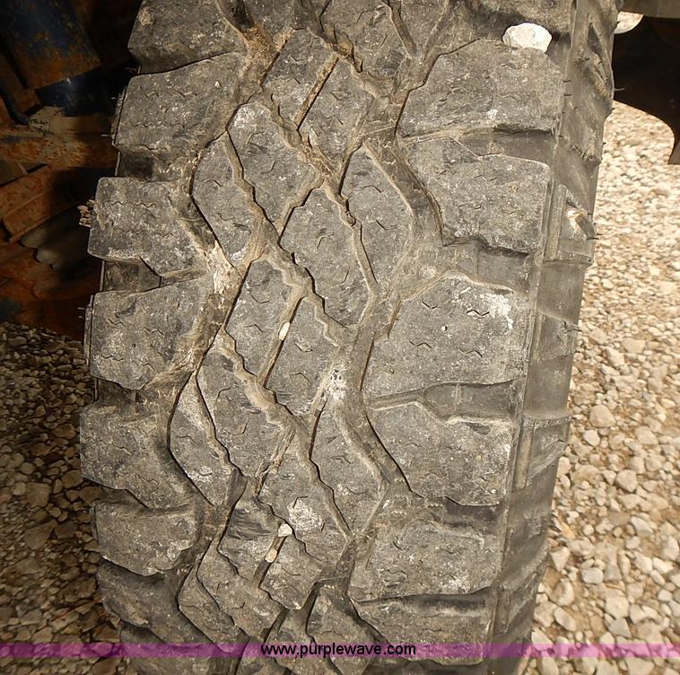 image for item I5491 1999 Chevrolet Silverado 1500 pickup truck