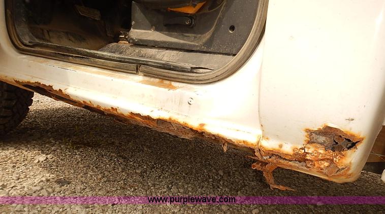 image for item I5491 1999 Chevrolet Silverado 1500 pickup truck