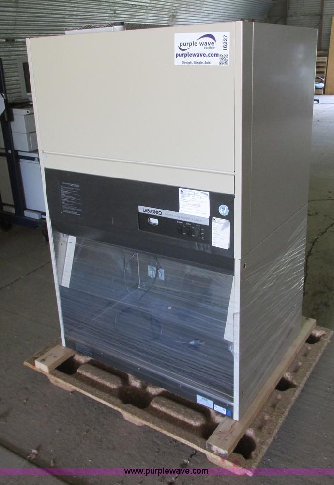 image for item I6227 Labconco Class II 36204 Type A bio-safety cabinet