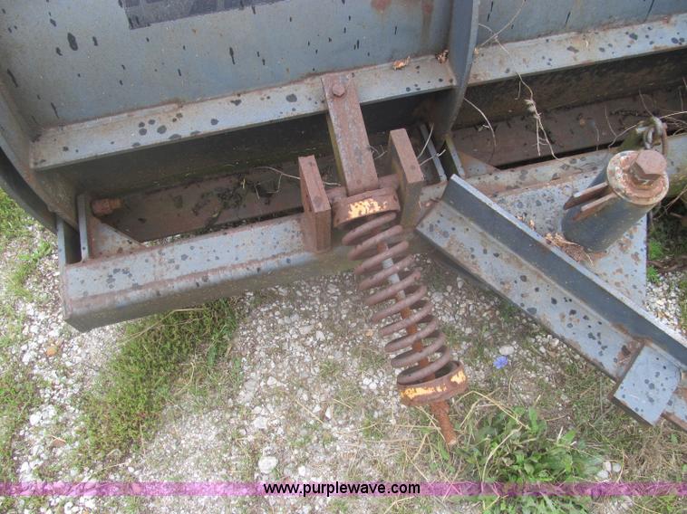 image for item I8972 1997 10' snow plow