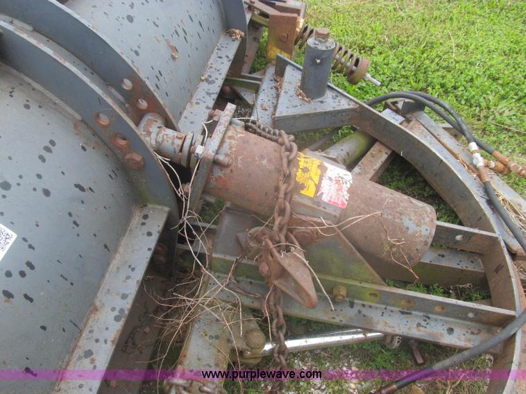 image for item I8972 1997 10' snow plow