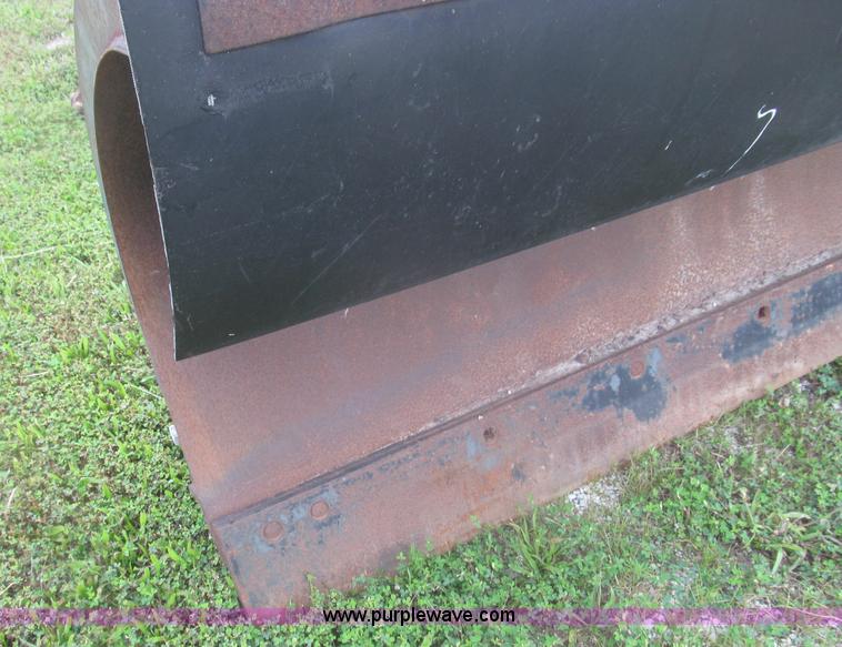 image for item I8972 1997 10' snow plow