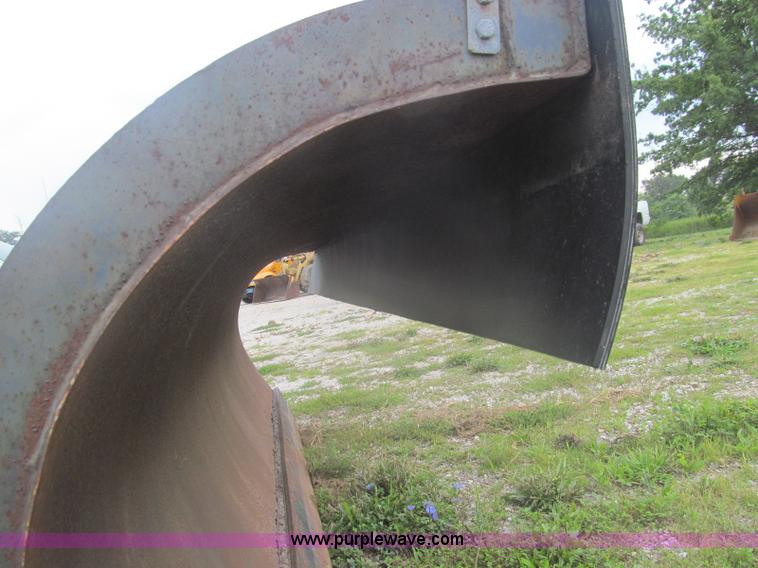 image for item I8972 1997 10' snow plow