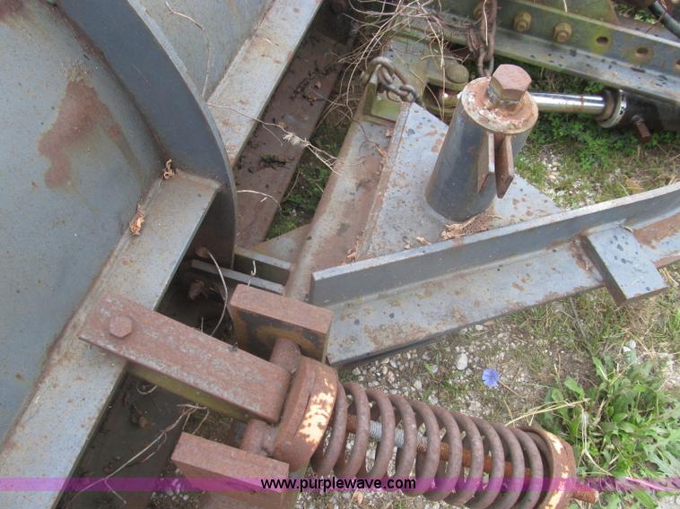image for item I8972 1997 10' snow plow