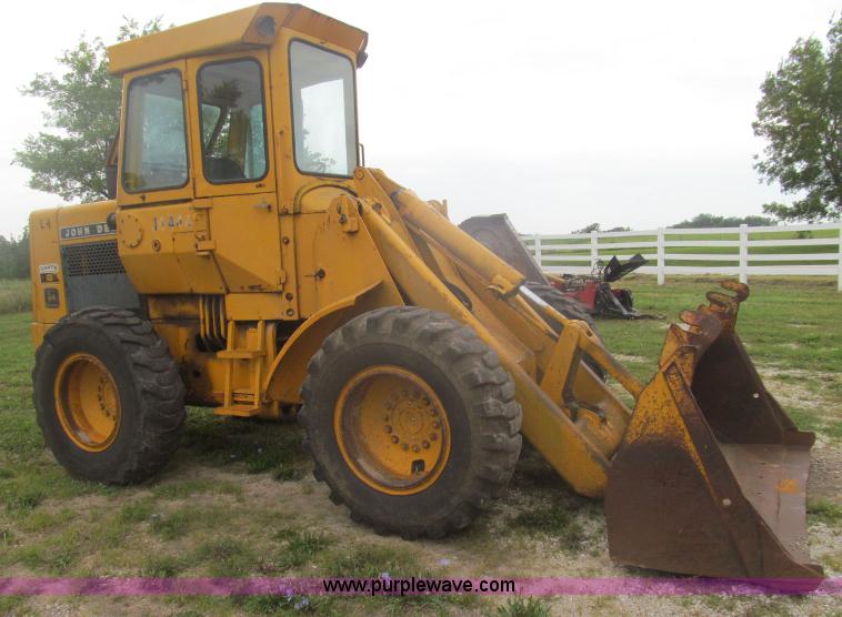 image for item I8974 1978 John Deere 444 wheel loader
